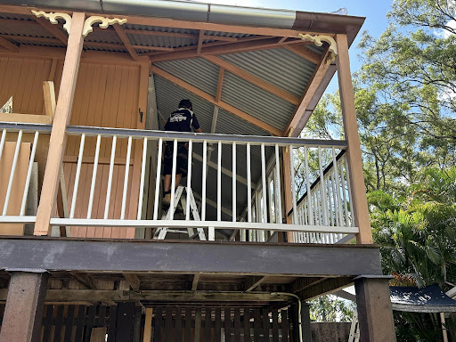 Darren Layt Builder